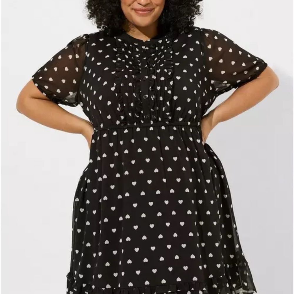 Torrid Crinkle Chiffon Chic Black Heart Print Dress 3x